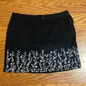 Karen Scott Black Skirt with White Floral Design